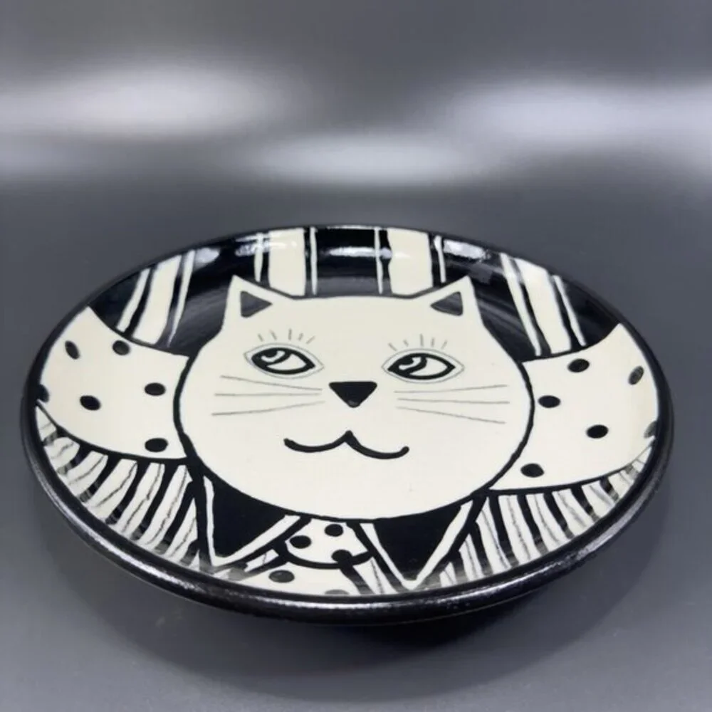 1990s Studio Art Pottery Round‎ Dish Plate Of Kitty Cat Signed Kietzen Vintage